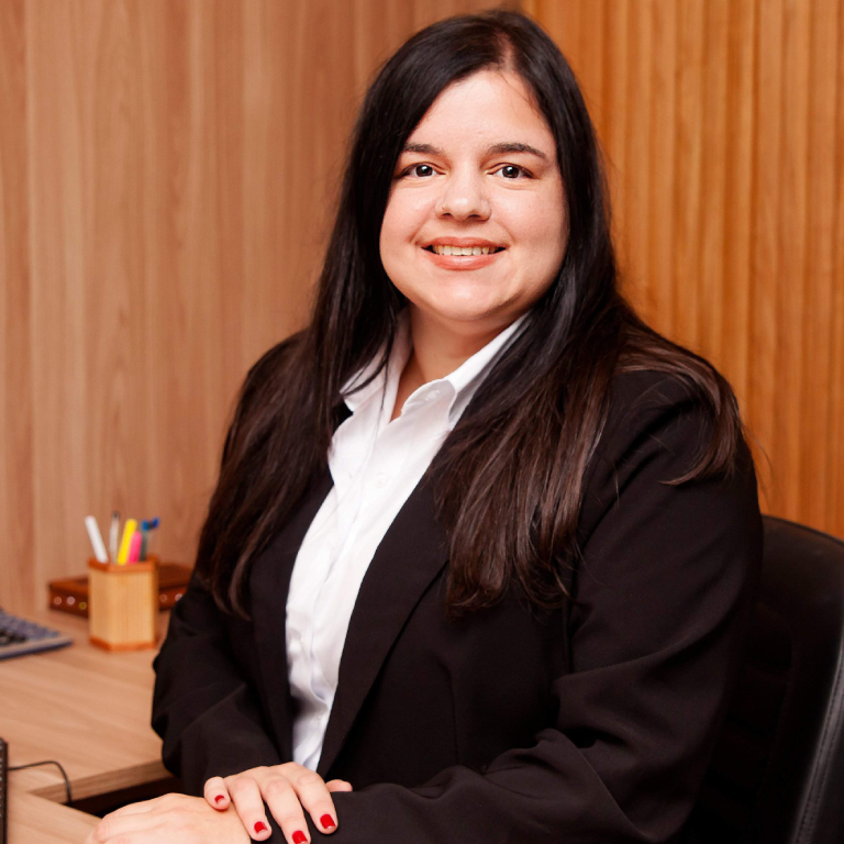 Raphaella Alves Berto Rubi - MVM Advocacia